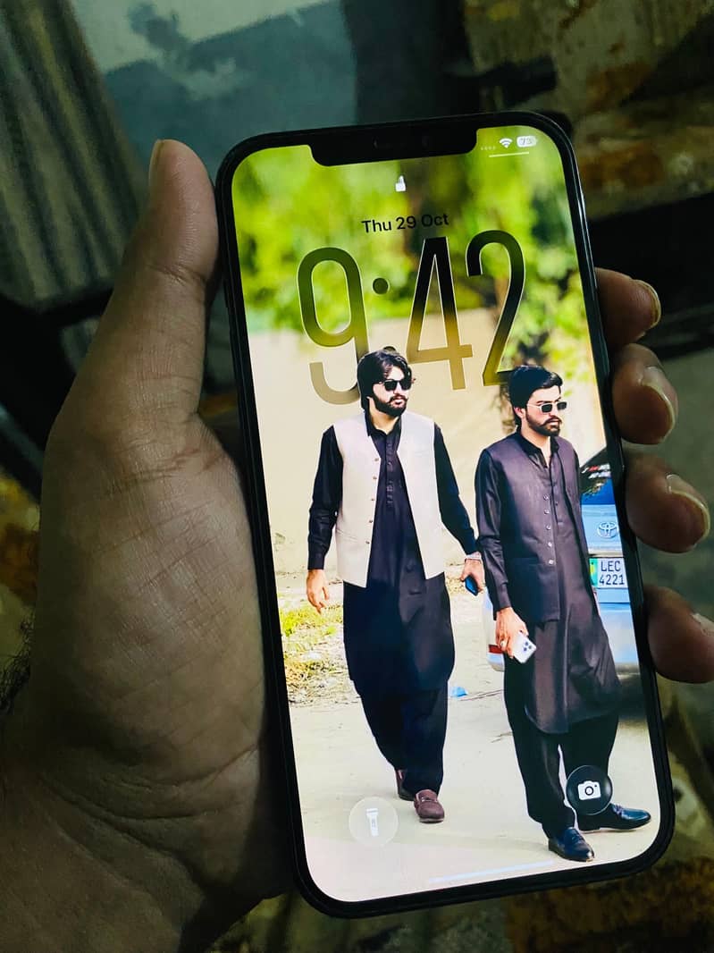 Apple iPhone 12 Pro Max 1
