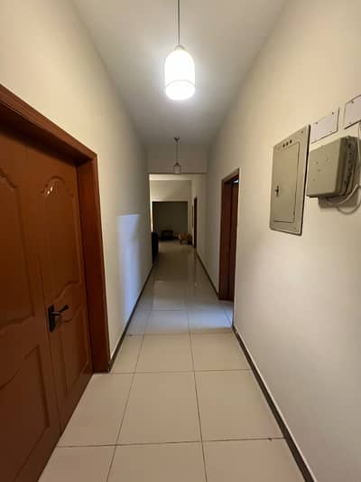 FOR SALE - 10 Marla Apartment in Askari 11, Lahore*