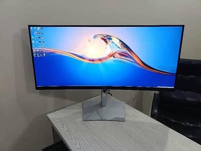 Gaming monitor 34 Inch Curved IPS display