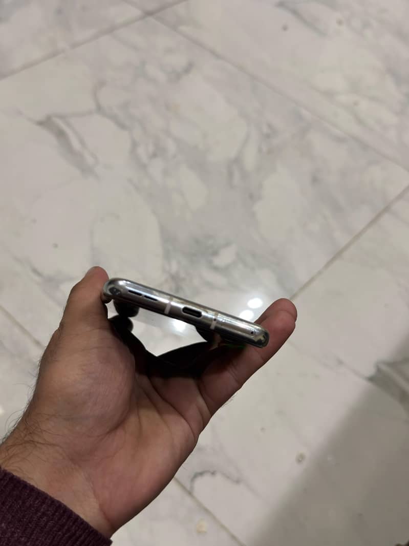 One Plus 9 Pro 0