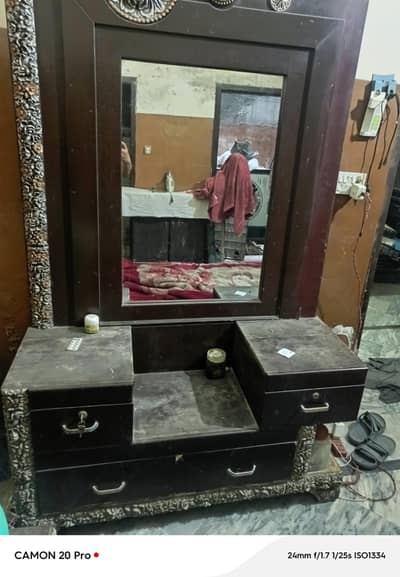 بالکل ٹھیک حالت میں ہے پرانا ہے مگر بالکل ٹھیک ہے2 part