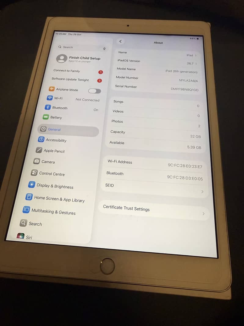 Ipad 8th generation 32gb 1
