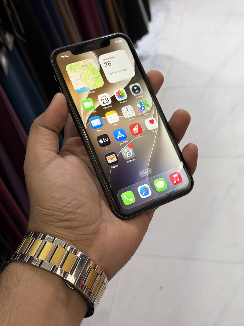Apple iPhone 11 6