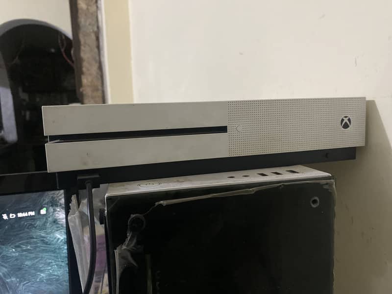 X Box One s 1