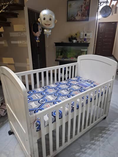 Large Size Solid Wooden Baby Cot with Mattress – White