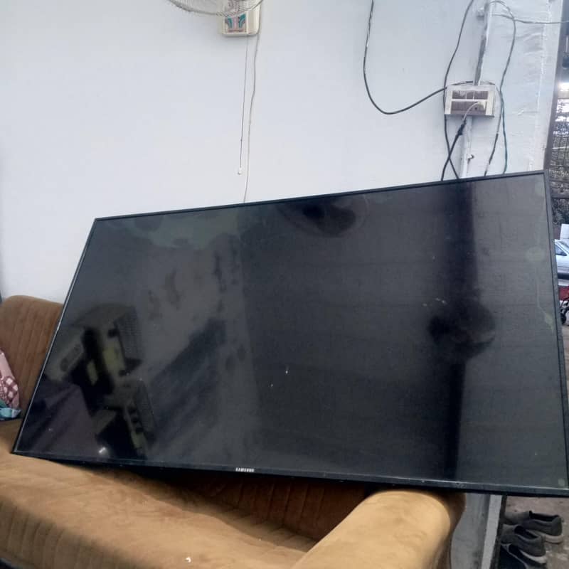 LED 75 inch 1