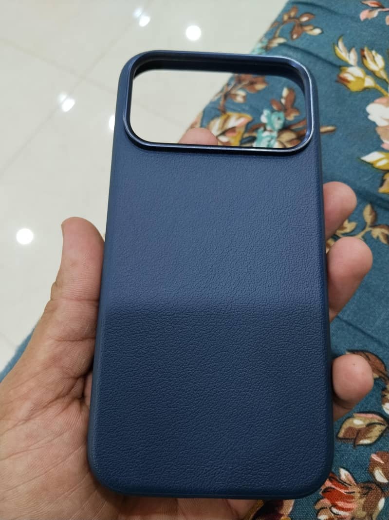 Apple iPhone 17 Pro Max 8