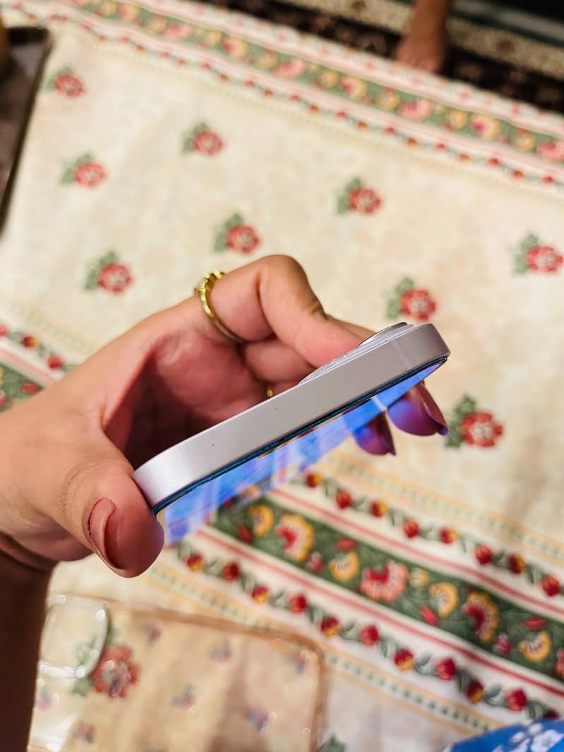 Apple iPhone 14 1