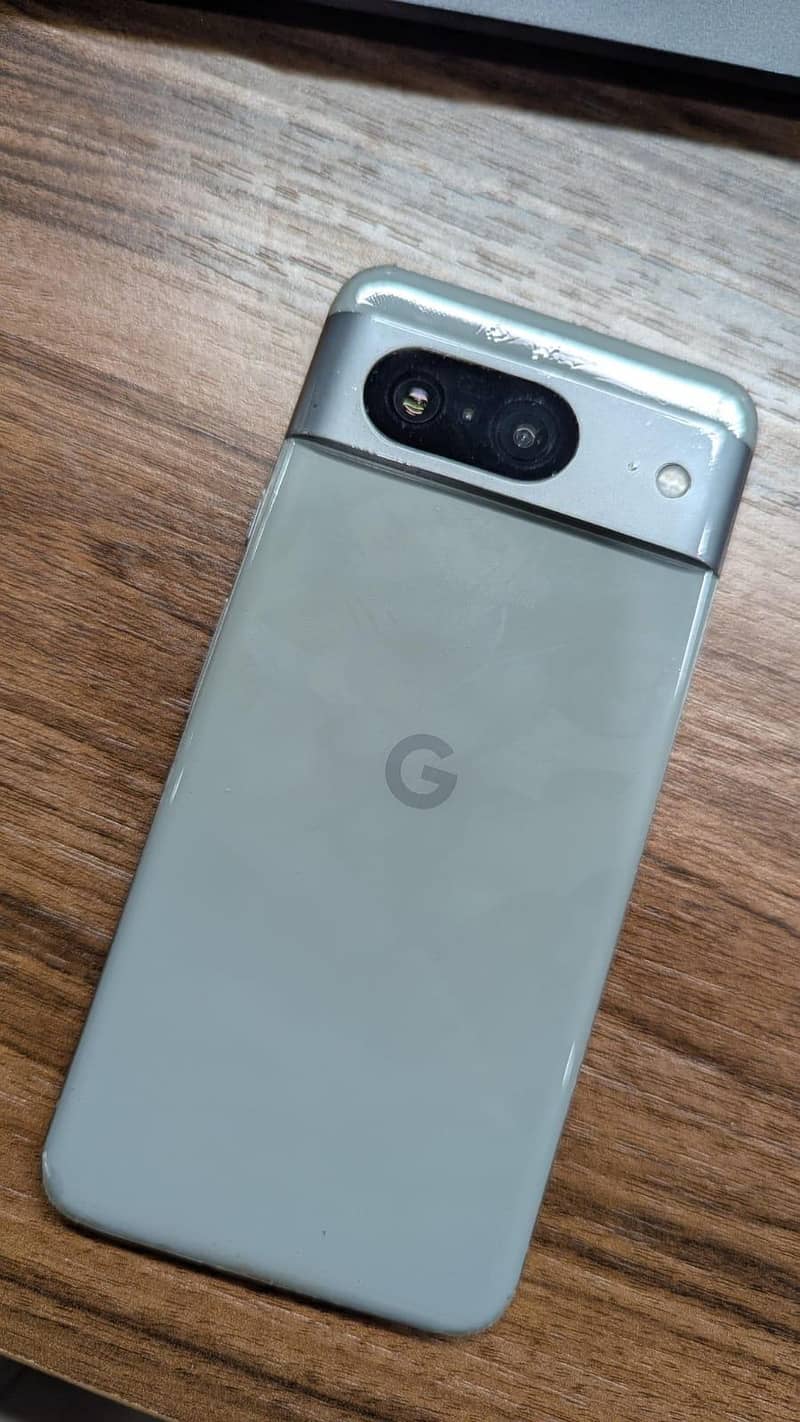 Google Pixel 8 1