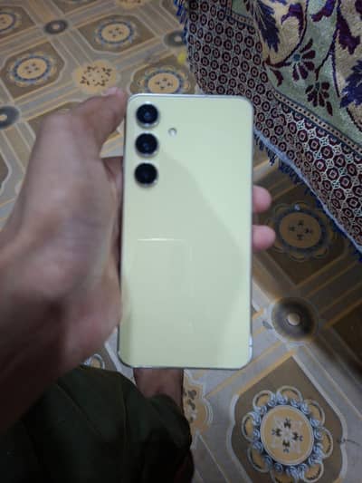 Samsung Mobile S24  Non Pta