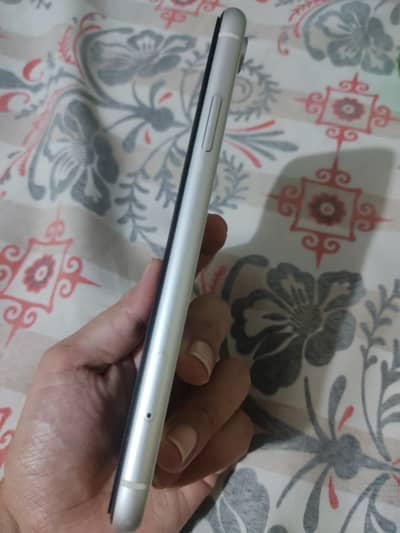 Apple iPhone XR for urgent sale