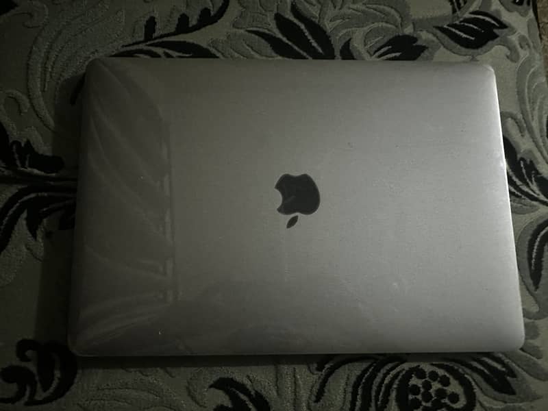 Macbook pro 2017 1tb 0