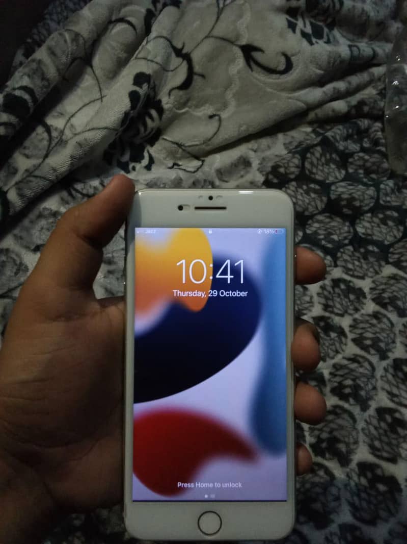 Apple iPhone 7 Plus 7