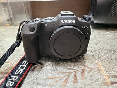 Canon R8 body with canon RF 50 mm 1.8 ,canon ef 70-200 f4 Is , adapter