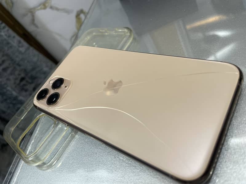 Apple iPhone 11 Pro 1