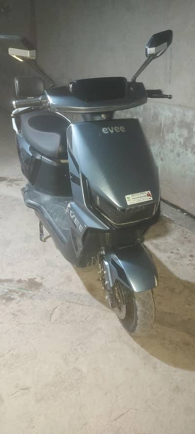 EVEE GEN-Z Electric Scooter for Sale | Excellent Condition