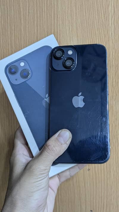 Apple iPhone 13