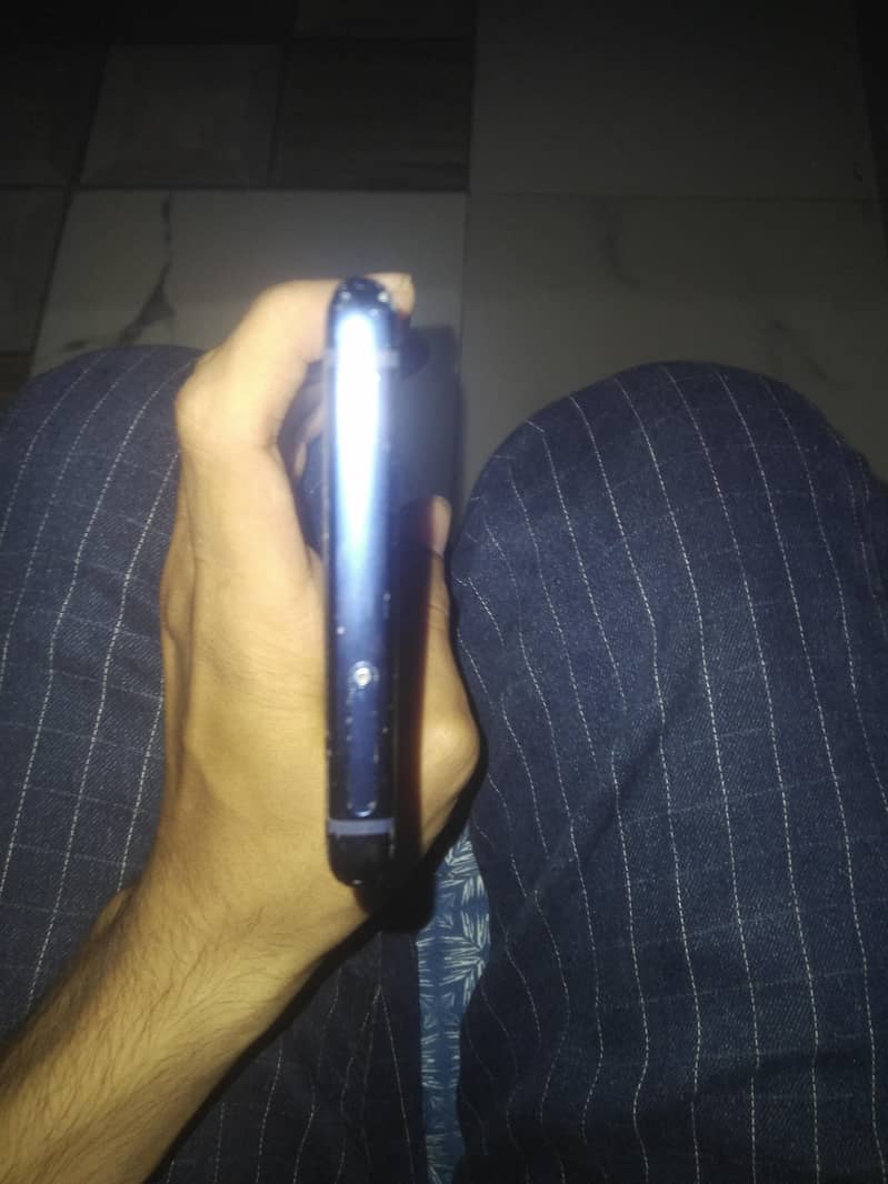 Samsung Mobile Note 9 5