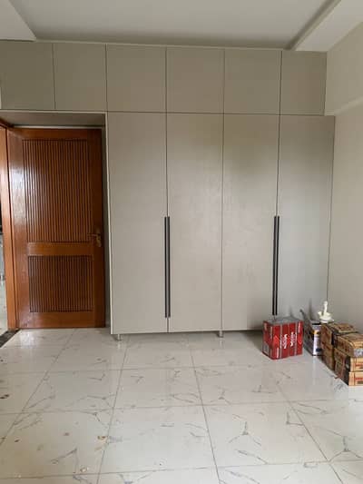 3 Bed DD Flat For Sale In Safari Boulevard Phase 1 Gulistan-E-Jauhar Block 15