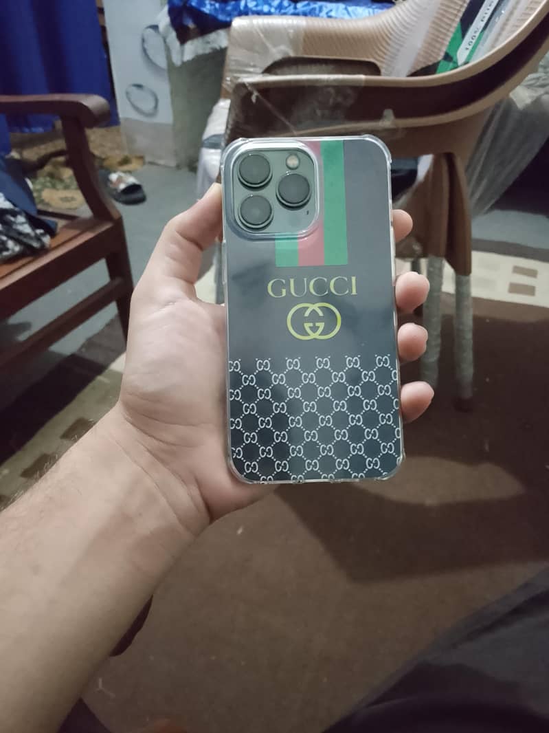 Apple iPhone 13 Pro 0
