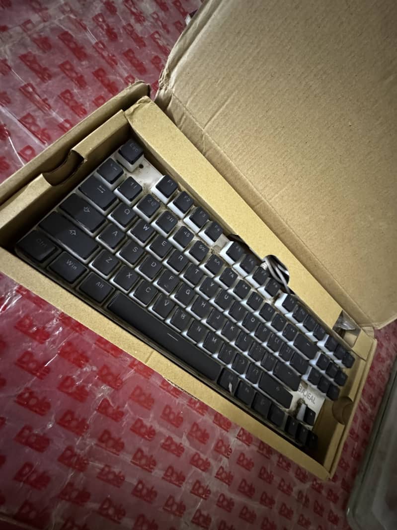 Custom/Modded Mechanical Keyboard 1