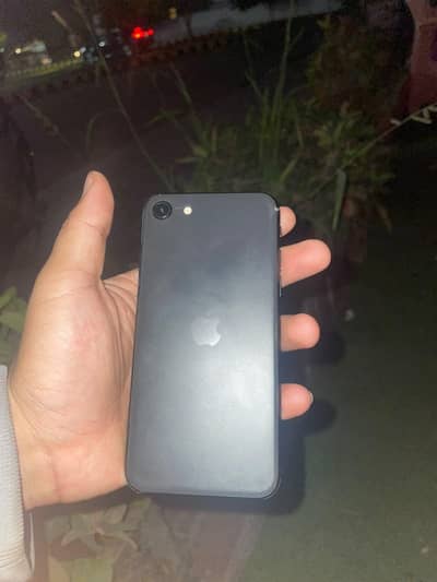 Apple iPhone SE