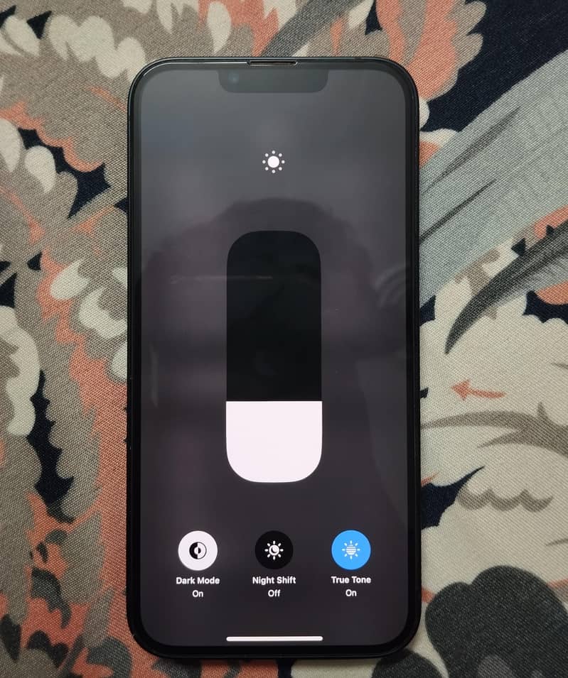 Apple iPhone 13 8