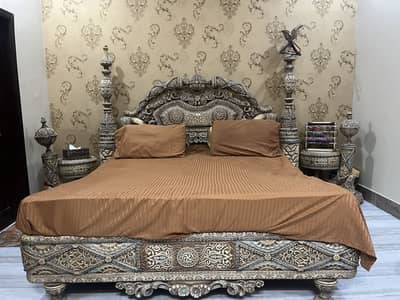 Luxury 6 pieces bedroom set