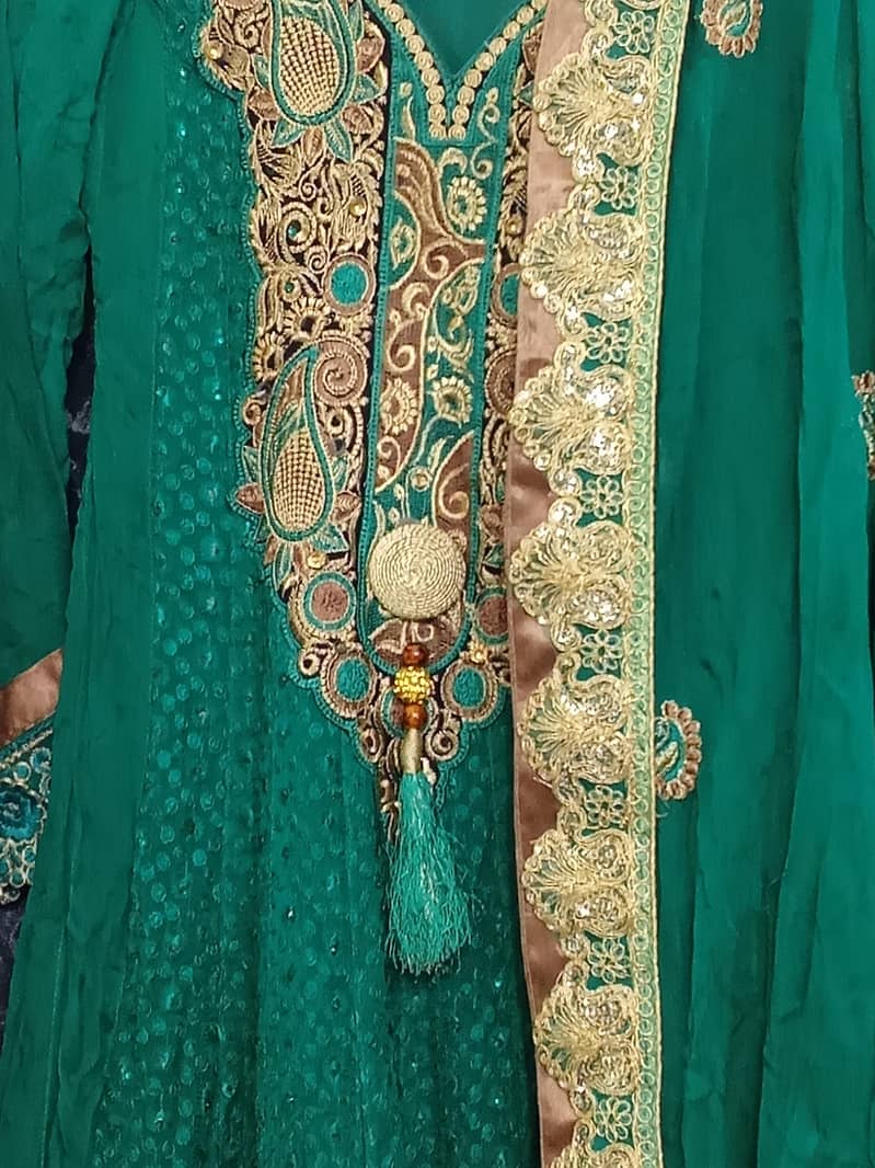 embroided maxi 10