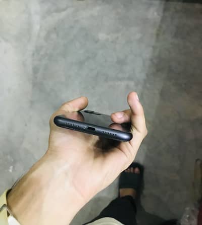 Apple iPhone 11 all ok Face ID of hi update ke wjy sae