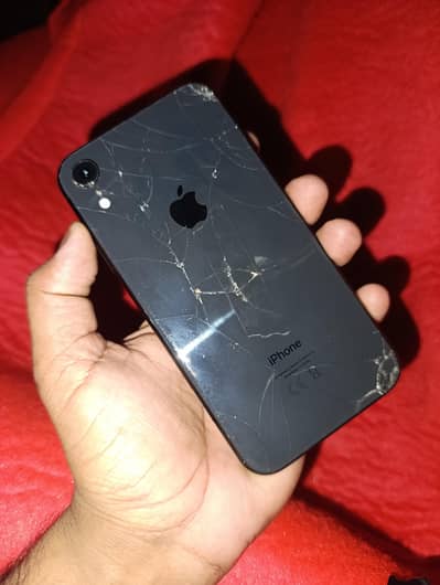Apple iPhone XR non pta 64 GB back brake phone with charger