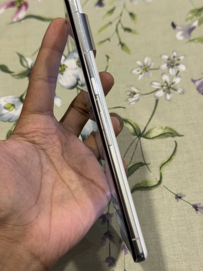 Google Pixel 7 Pro 6