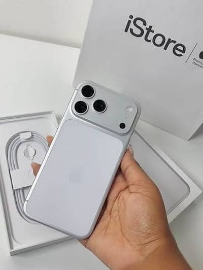 Apple iPhone 17 Pro Max 256 gb, 30 cycle count, 100 health