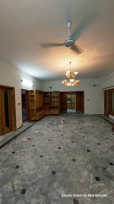 0321 86 10 688 solid construction 20 Marla single story house available for sale in Khyaban colony 2