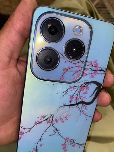 Infinix Hot 40