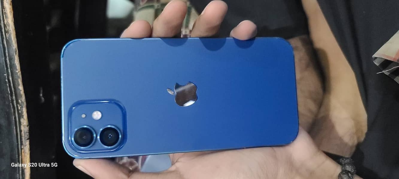Apple iPhone 12 0