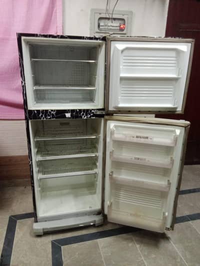 Dawlance refrigerator