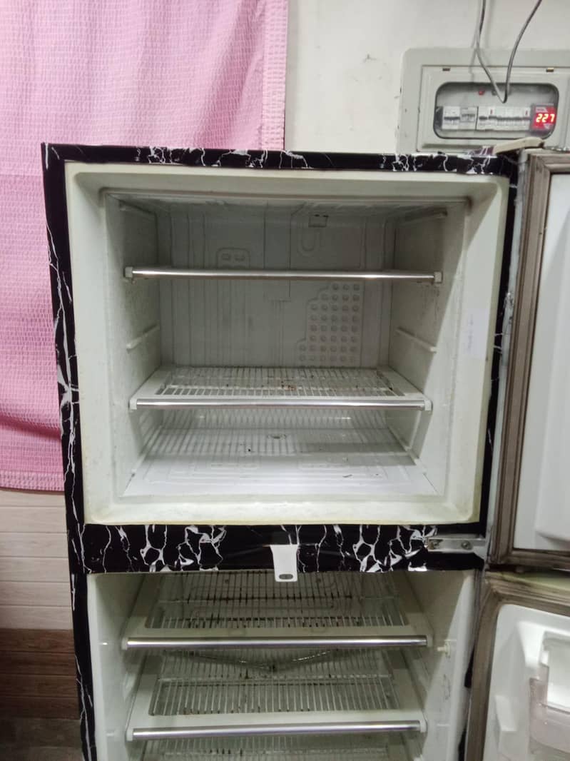 Dawlance refrigerator 5