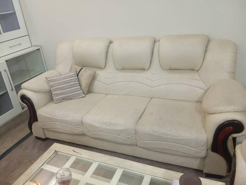 3 seater 0