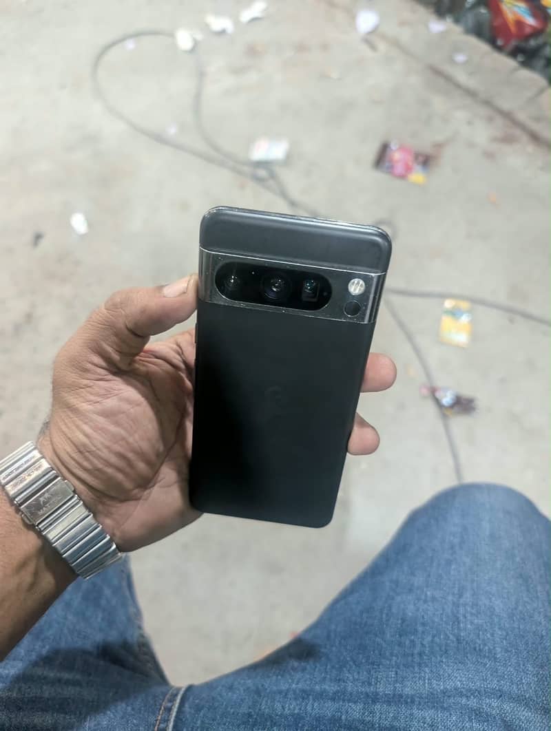 Google Pixel 8 Pro 1