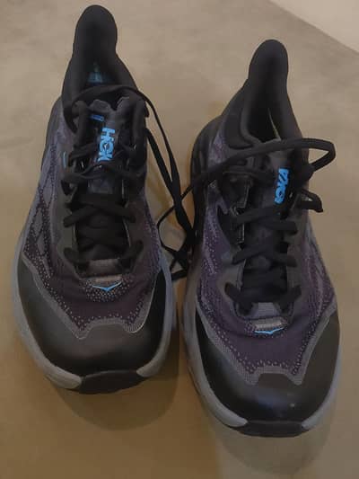 brooks sports jogger condition like new Size UK 10 and Uk 9.5