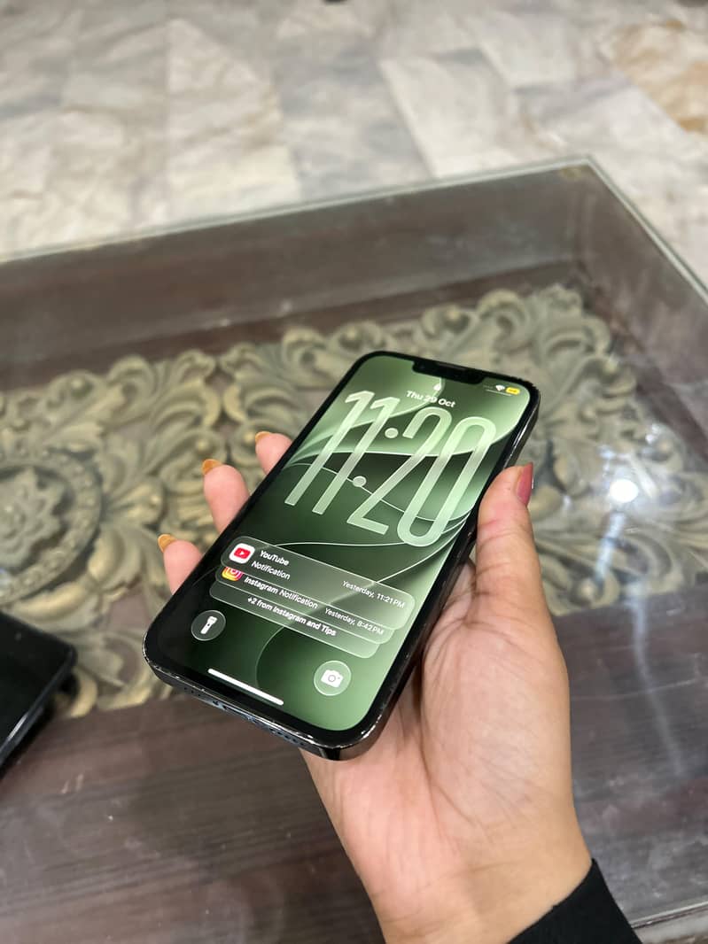 iPhone 13 pro 1