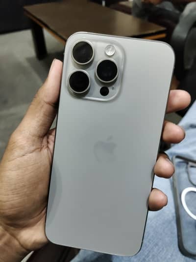 Apple iPhone 15 Pro Max
