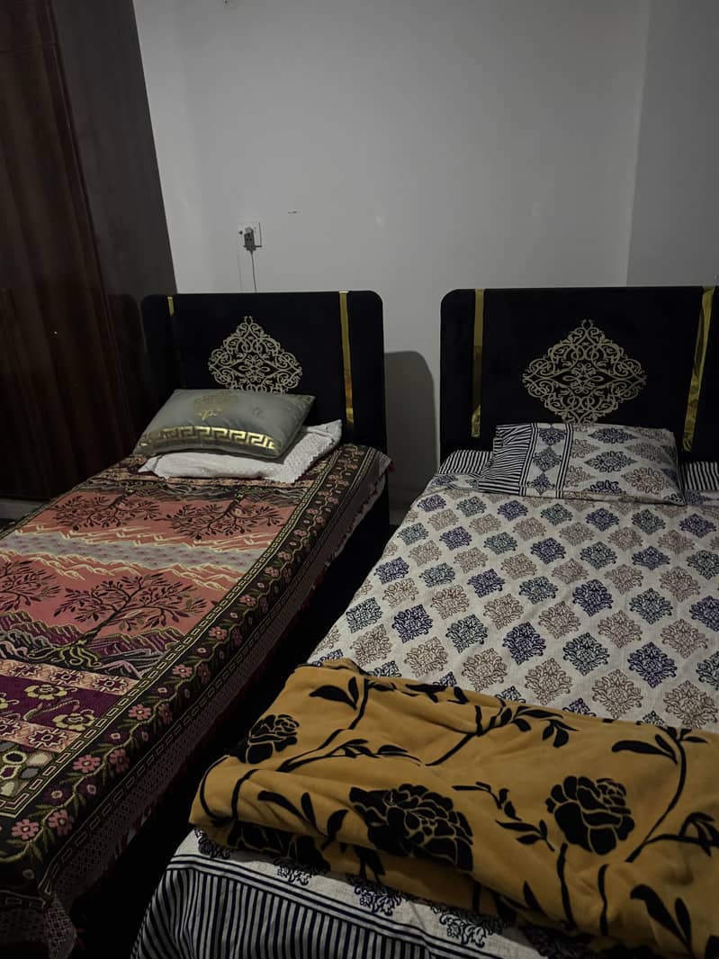 2 single bed 1
