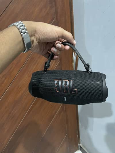 JBL charge 6