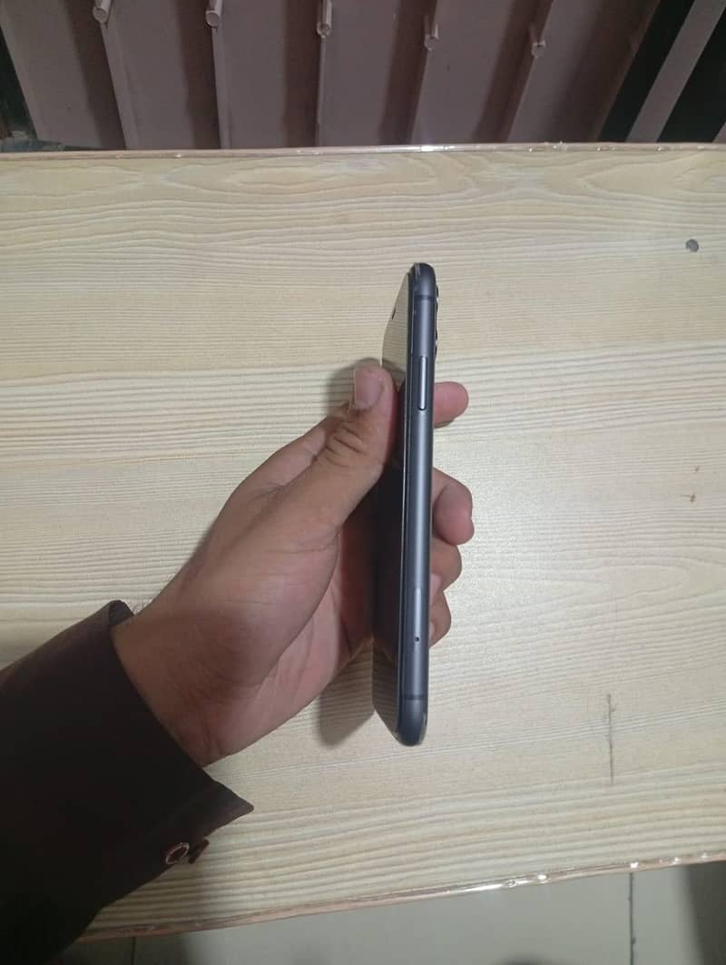 Apple iPhone 11 1