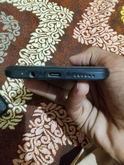 Infinix Hot 11
