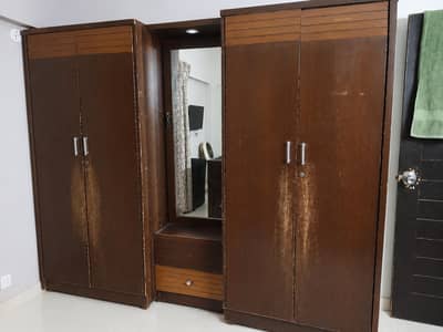 wardrobe 4 doors