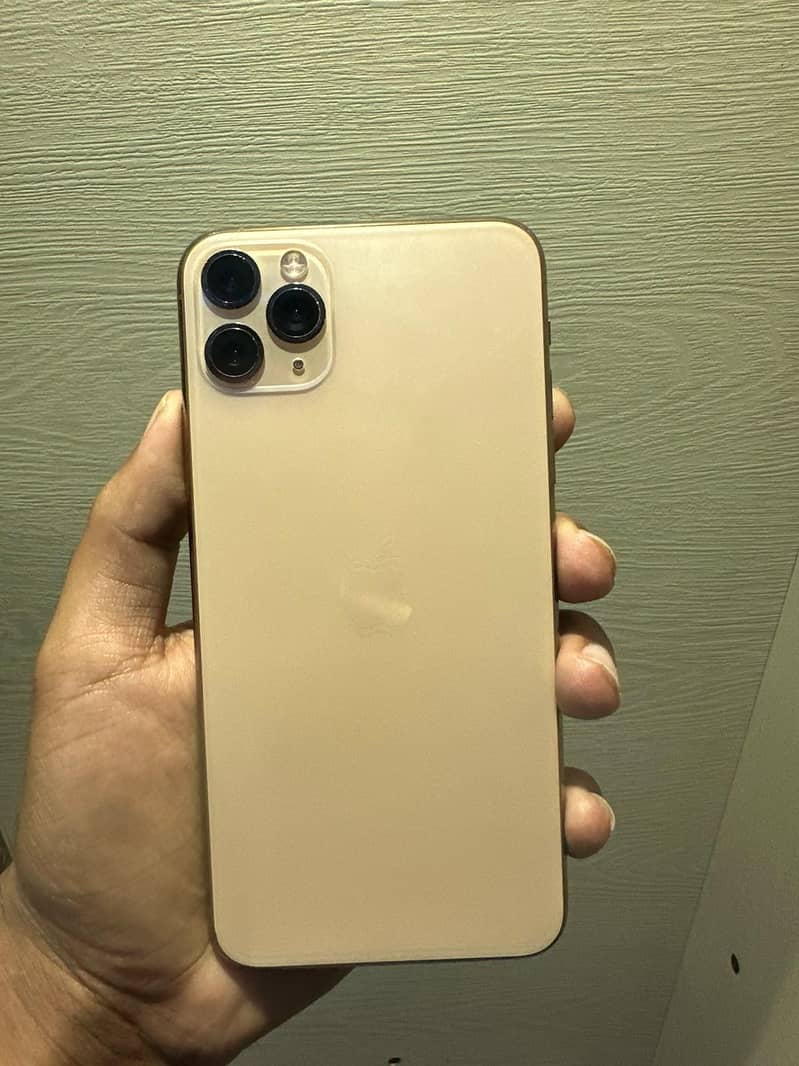 iPhone 11 Pro Max 0