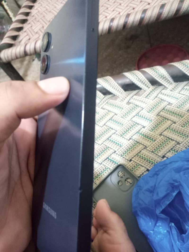 Samsung Mobile A06 10